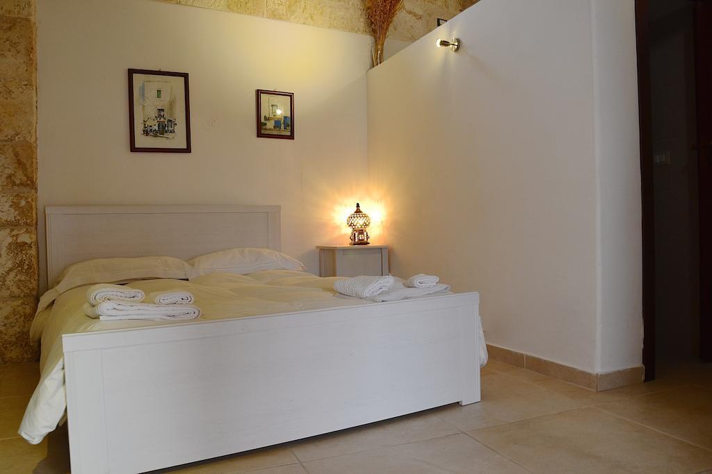La Violetta Ostuni Apartment Room photo